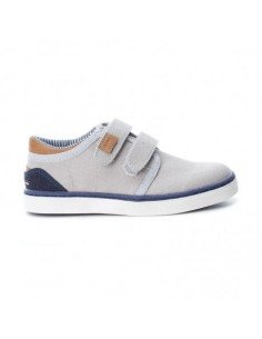 XTI flat sneaker · XTI-54833-SLV | byMARKA